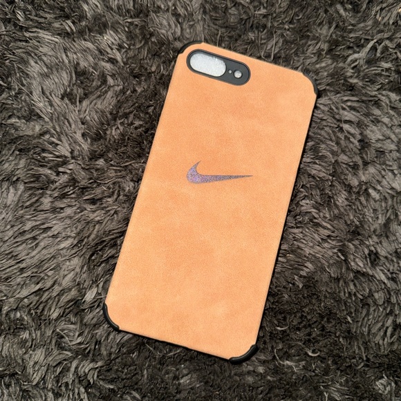 Khaki iPhone 8 Plus 🔥🔥✅✅✅❤️❤️❤️ - Picture 3 of 4